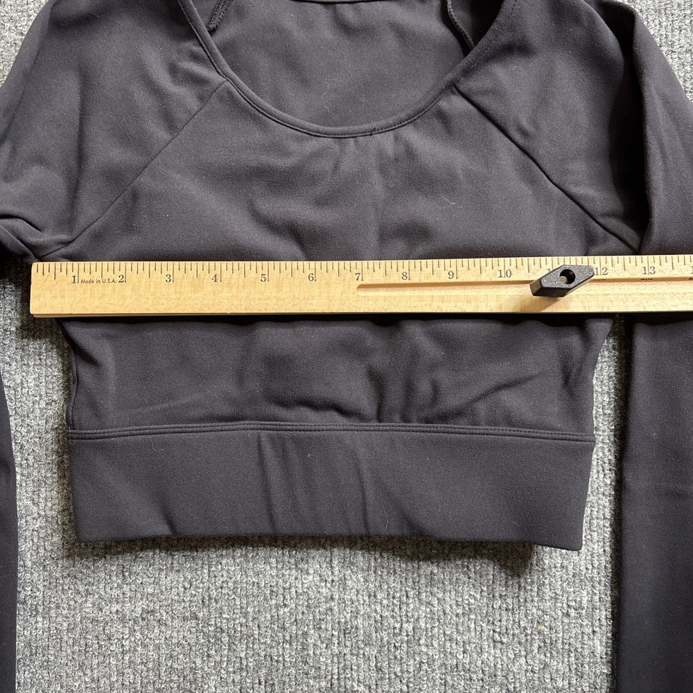 ACTA Wear Long Sleeve Crop Top Women's Size XS Thumbholes Black - Picture 2 of 6